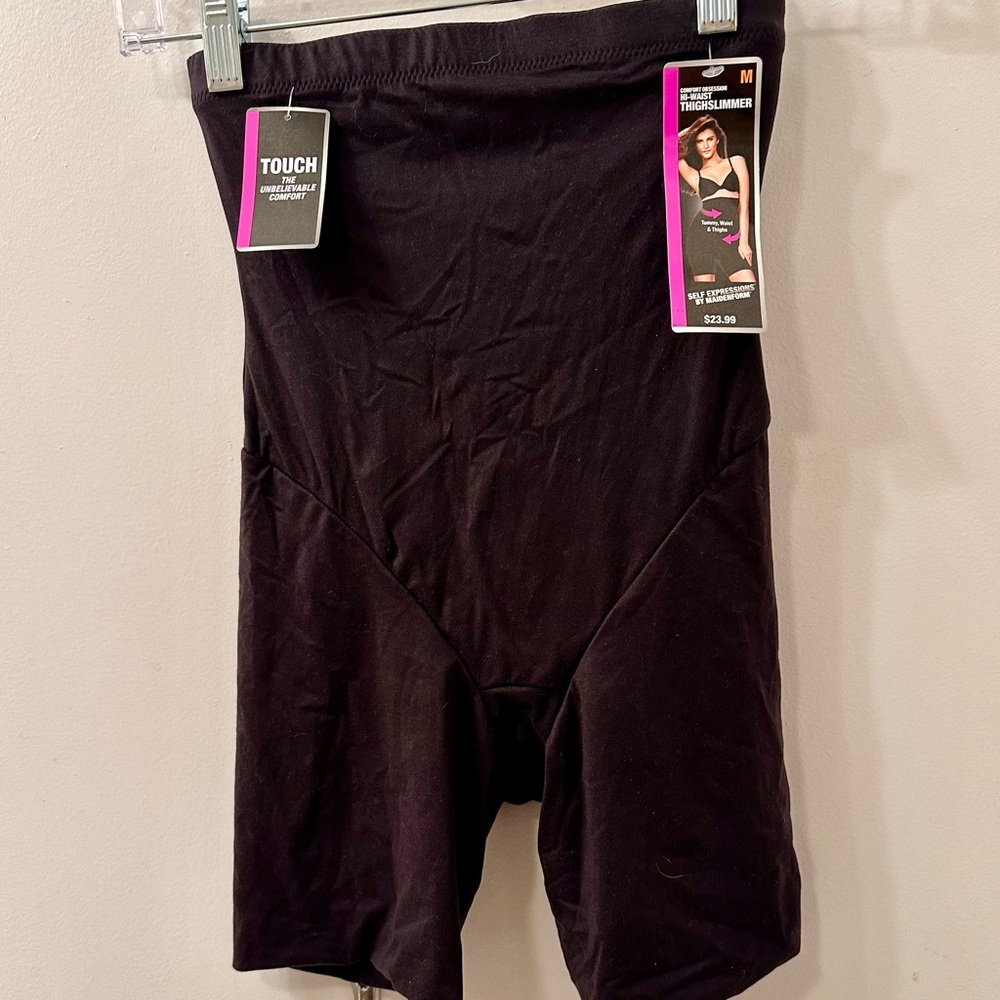 NWT Maidenform Thigh Smoothers. Size M